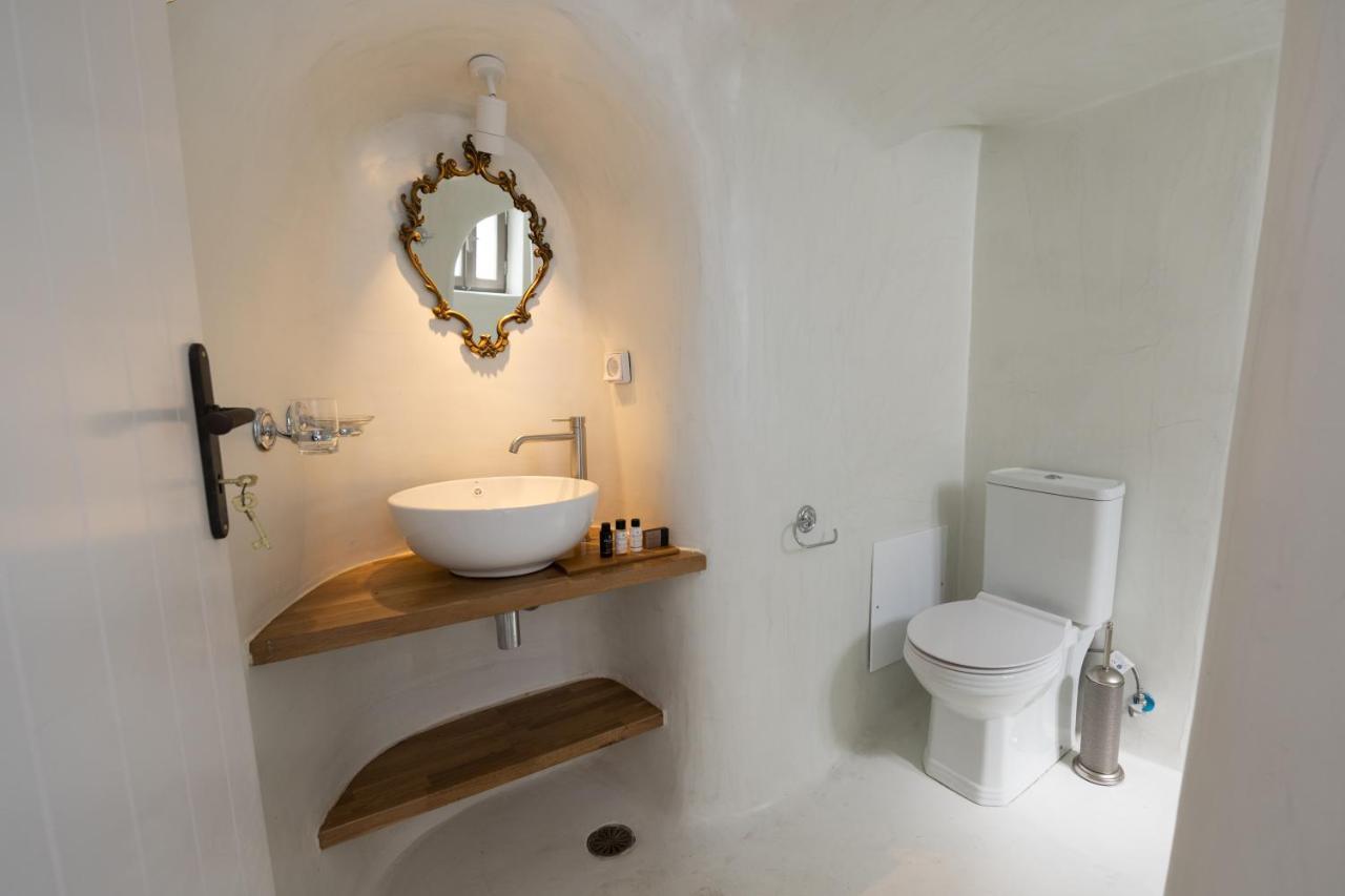 Astrea Suites "Ostria Cave Villa-Outdoor Jacuzzi" Oía Zewnętrze zdjęcie