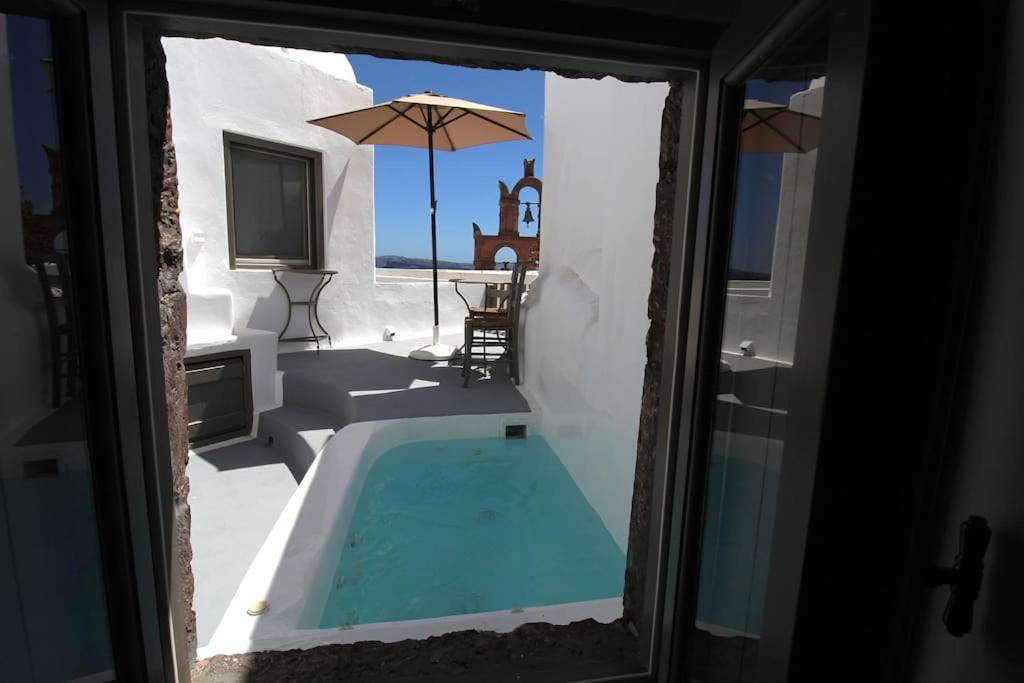 Astrea Suites "Ostria Cave Villa-Outdoor Jacuzzi" Oía Zewnętrze zdjęcie