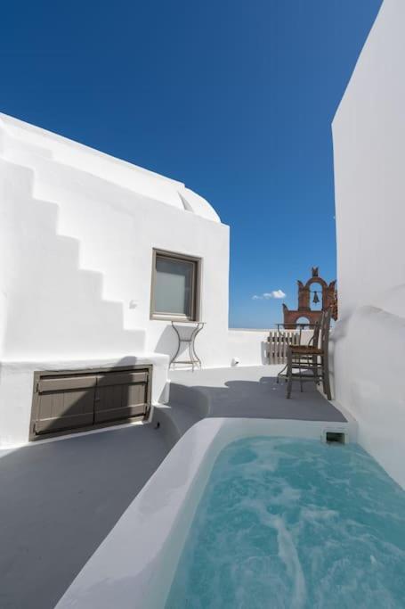 Astrea Suites "Ostria Cave Villa-Outdoor Jacuzzi" Oía Zewnętrze zdjęcie